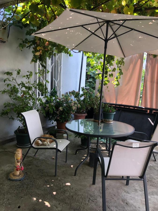 Apartment Lui Tiflis Exterior foto